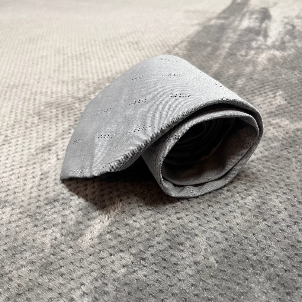 Perry Ellis Portfolio Mens Necktie Gray Cotton Blend Tonal Dash Pattern USA Made